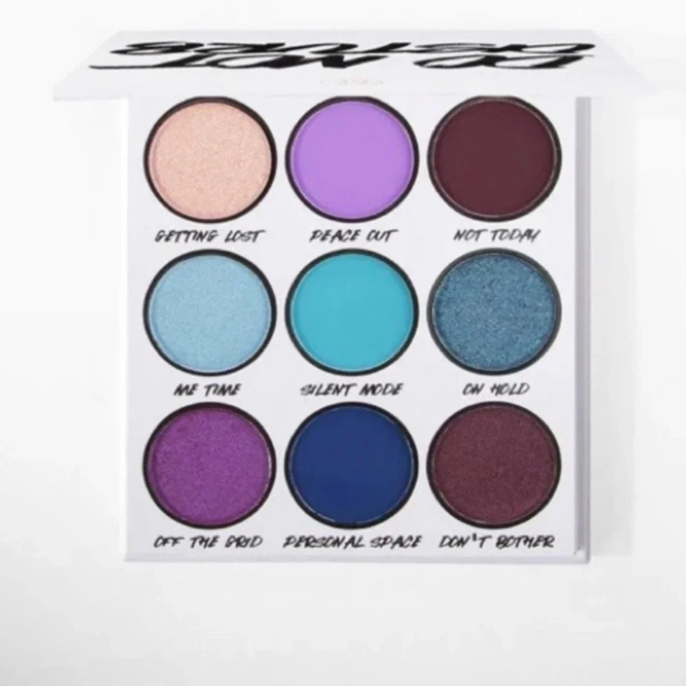 BH Cosmetics DO NOT DISTURB -9 Color Eyeshadow Palette - NWT